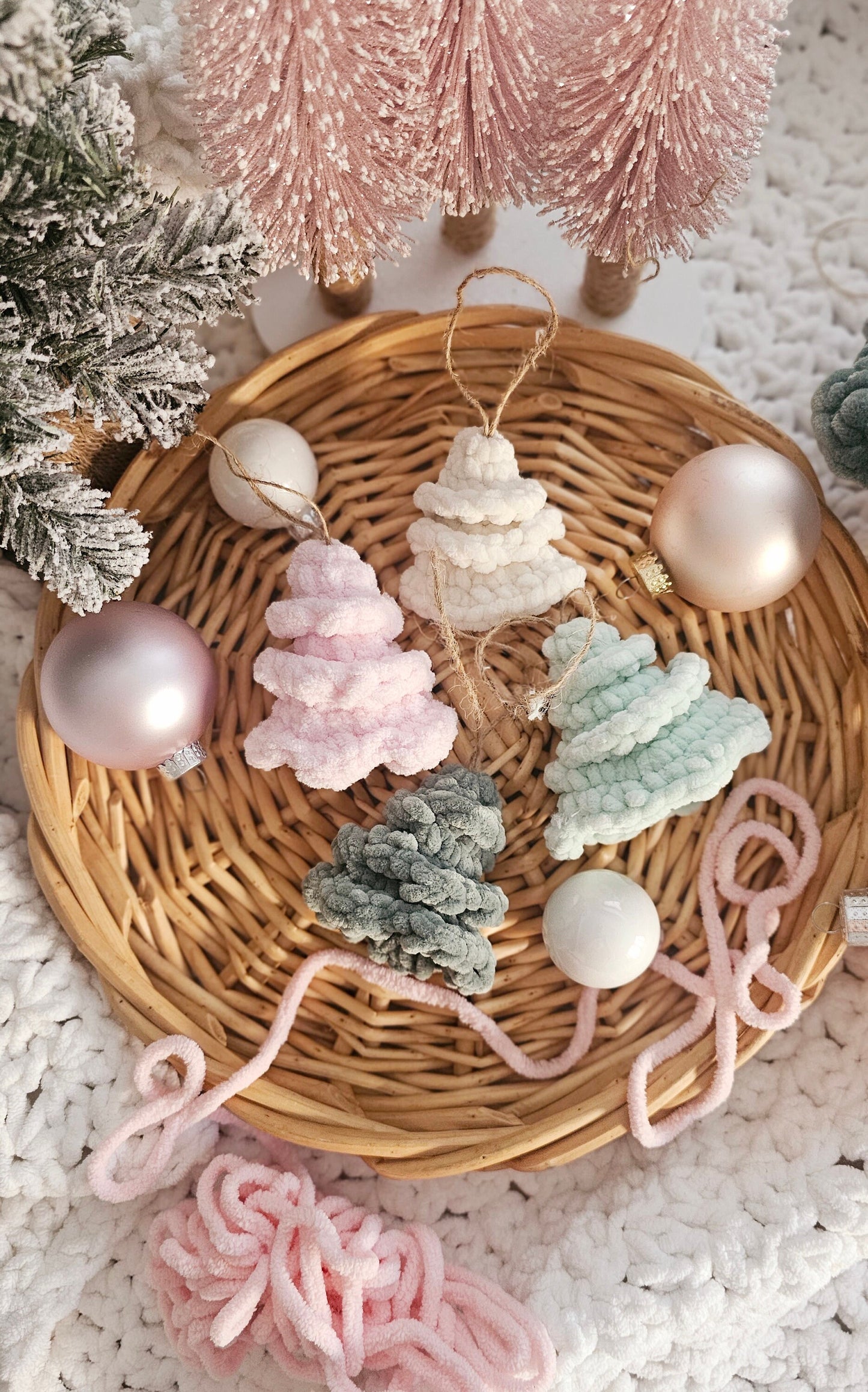 Christmas Tree Ornament | CROCHET PATTERN | No Sew | Instant Download PDF | Little Trees
