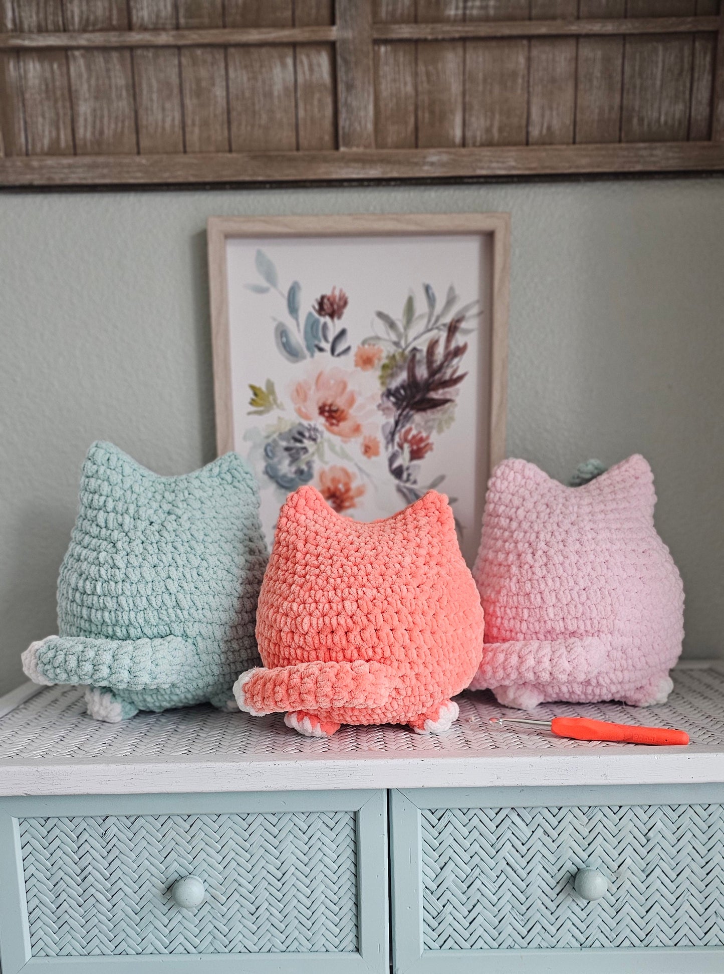 Crochet Cat Pattern, No-Sew DIY Chunky Cat Plush, Easy Crochet Project for Cat Lovers, Beginner-Friendly Amigurumi Pattern