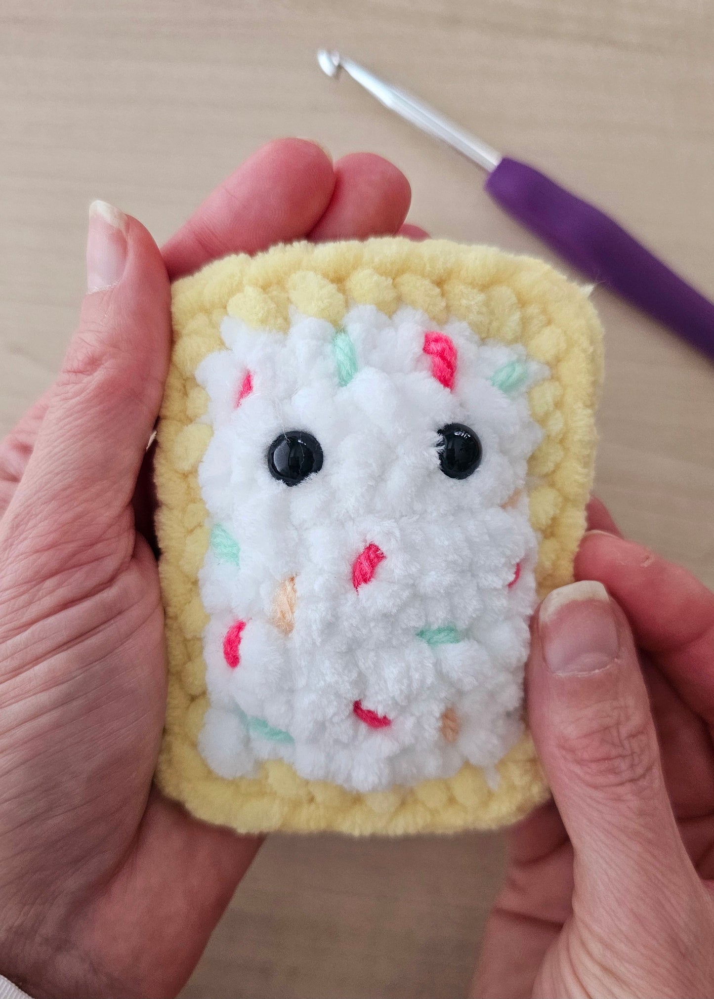 Mini Pop-Tart Crochet Pattern, Amigurumi Keychain, No-Sew PDF Download, Cute Plush DIY, Novelty Gift, Knots Merry Yarn