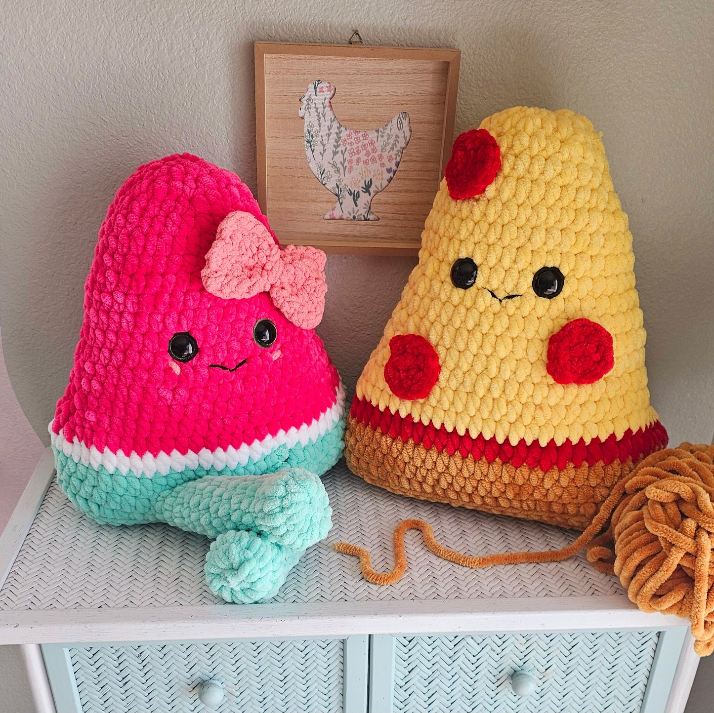 Watermelon | CROCHET PATTERN | Instant Download PDF | No Sew | Amigurumi Pillow | Crochet Pillow Pattern | Crochet Pizza Pattern | 2 in 1