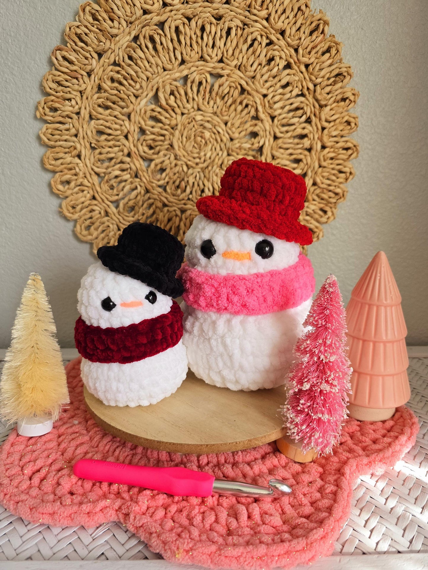 Snowman | CROCHET PATTERN | Instant Download PDF | Low Sew | Amigurumi | Baby Charlie