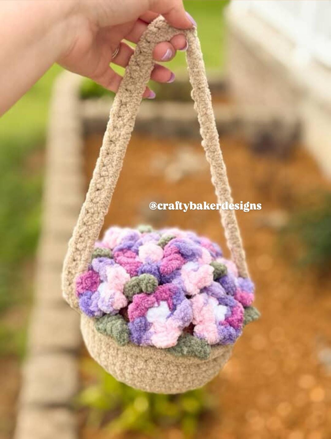 Crochet Hanging Flower Basket, Crochet Pattern, Boho Yarn, Decor, PDF Download, KnotsMerryYarn