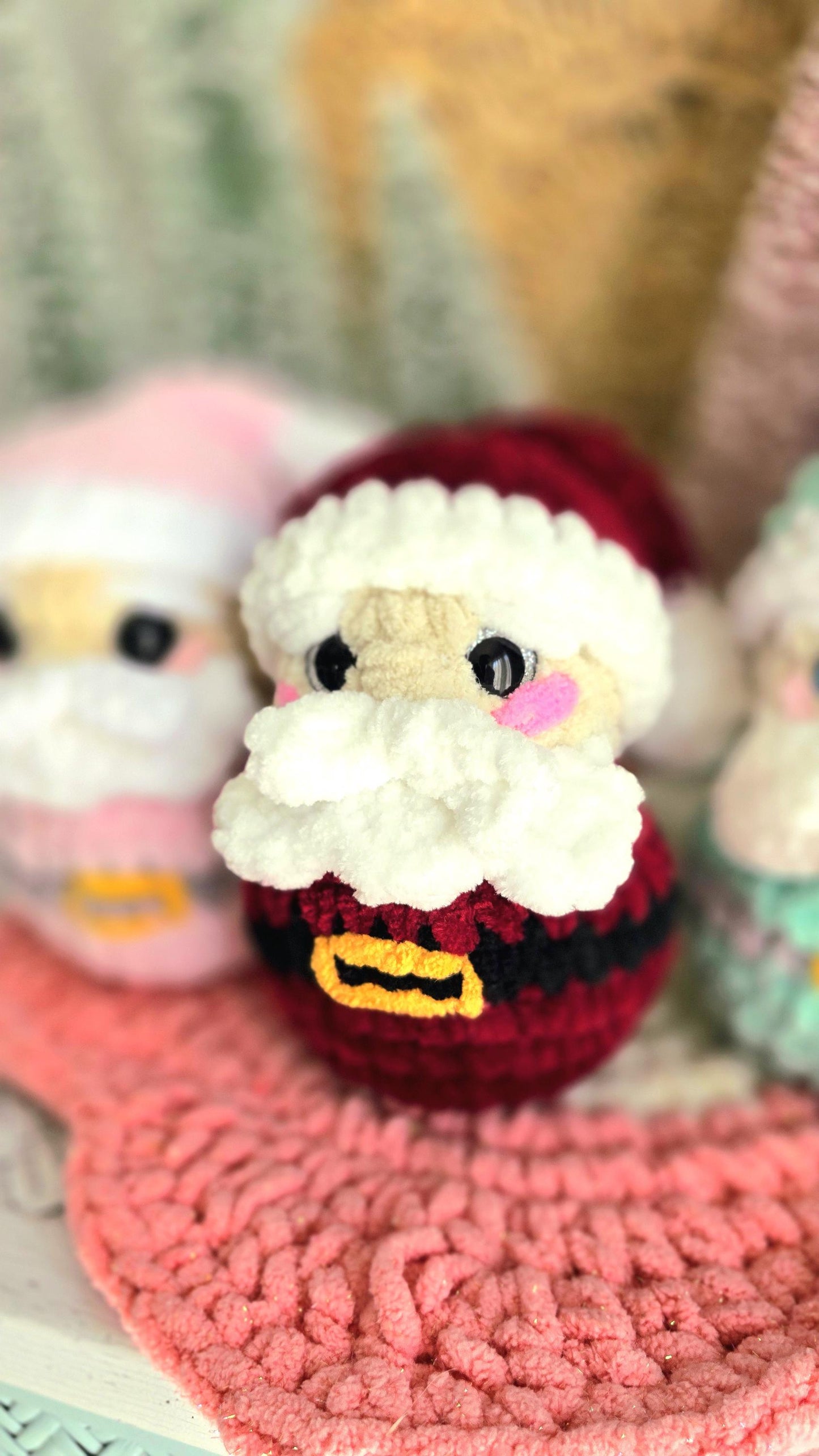 Santa Claus Crochet Pattern, Kris Kringle, Christmas, Crochet Santa, Amigurumi, PDF Download, KnotsMerryYarn