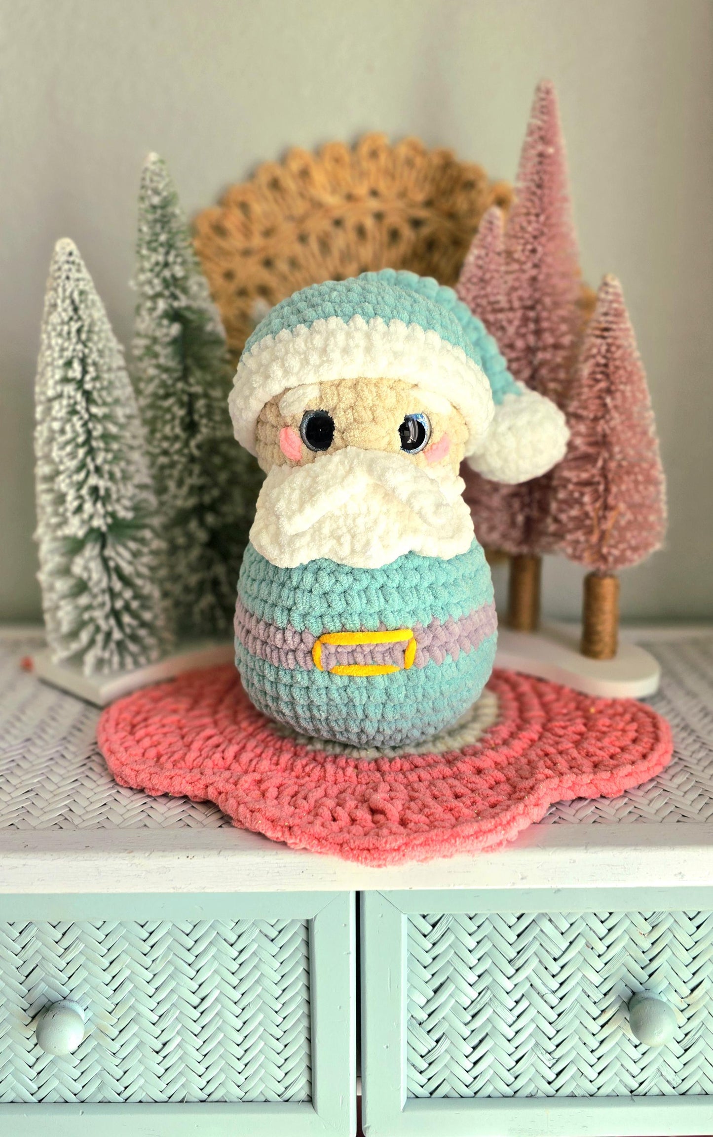 Santa Claus Crochet Pattern, Christmas Pattern, Amigurumi, PDF Download, KnotsMerryYarn