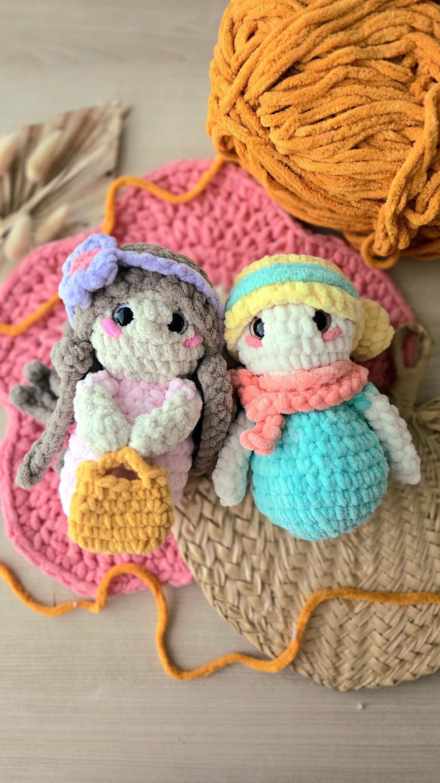 Easy Crochet Doll Pattern, Interchangeable Hair and Accessories, No sew Amigurumi Toy, Beginner Friendly, Girl Gift, Birthday, PDF Download
